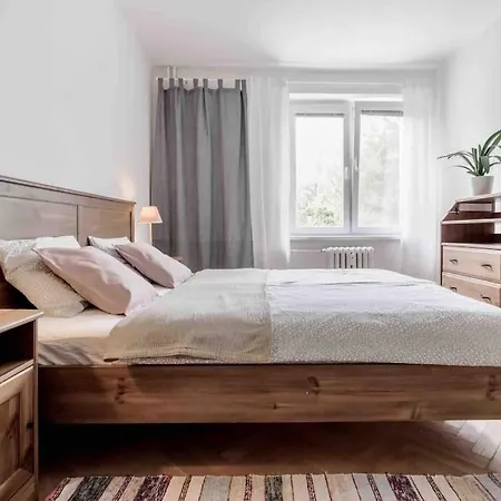 Lakeside Apt. Apartment