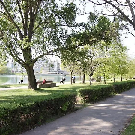 Apartment Lakeside Apt. *